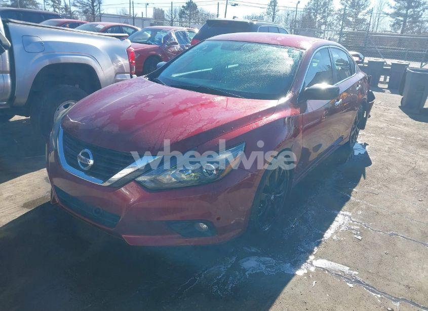 Photo 2 of 2017 Nissan Altima 2.5 SR (VIN 1N4AL3AP9HC471539)