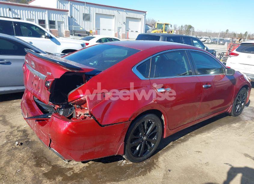 Photo 4 of 2017 Nissan Altima 2.5 SR (VIN 1N4AL3AP9HC471539)
