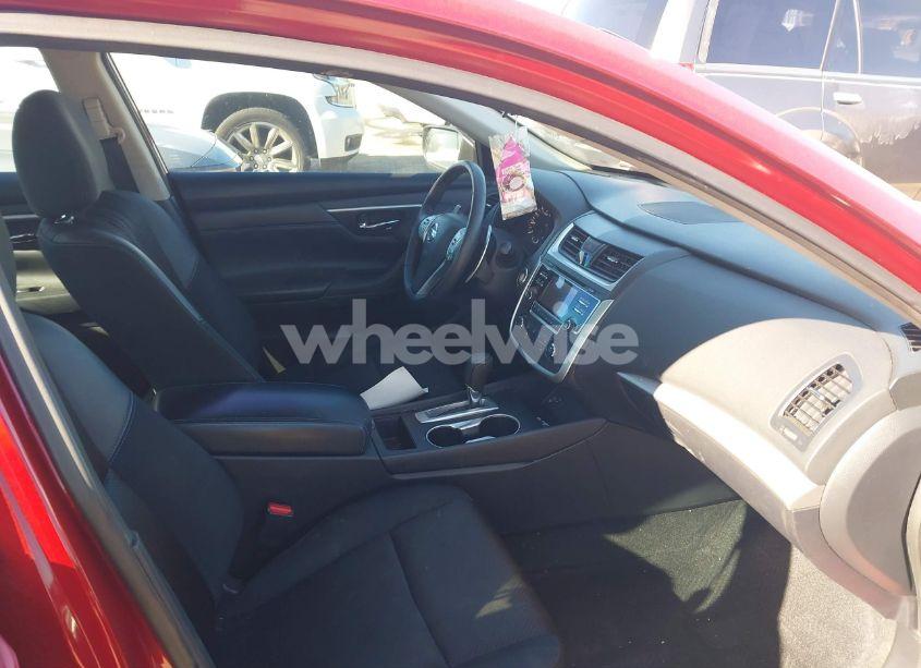 Photo 5 of 2017 Nissan Altima 2.5 SR (VIN 1N4AL3AP9HC471539)