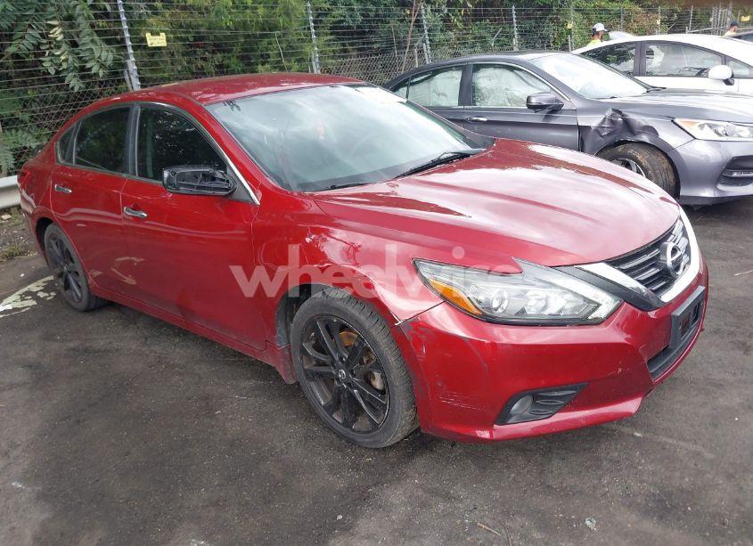 2017 Nissan Altima 2.5 SR (VIN 1N4AL3AP9HC473338) main photo