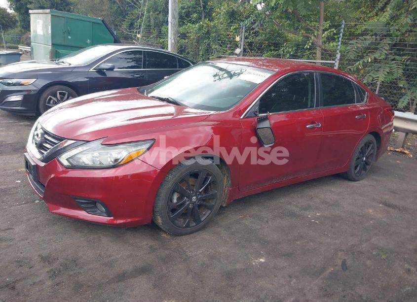 Photo 2 of 2017 Nissan Altima 2.5 SR (VIN 1N4AL3AP9HC473338)