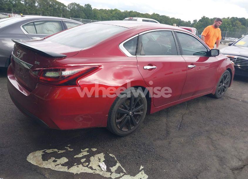 Photo 4 of 2017 Nissan Altima 2.5 SR (VIN 1N4AL3AP9HC473338)
