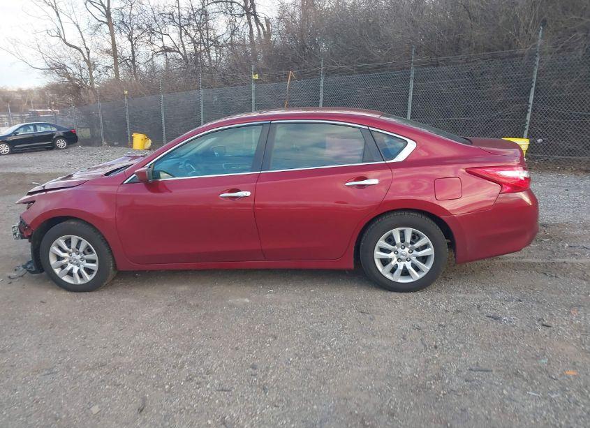 Photo 15 of 2017 Nissan Altima 2.5 S (VIN 1N4AL3AP9HC477406)