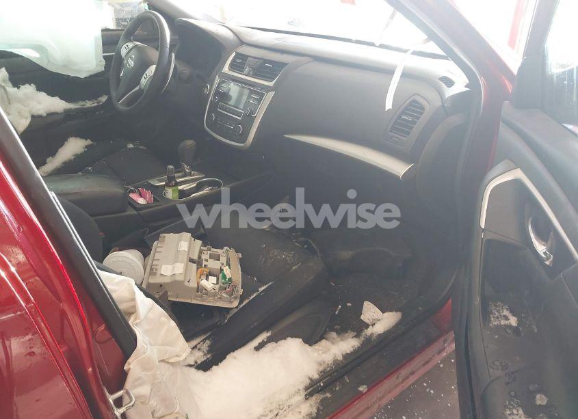 Photo 5 of 2017 Nissan Altima 2.5 SR (VIN 1N4AL3AP9HC480323)