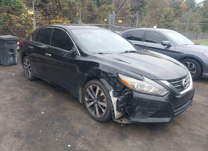 2017 Nissan Altima 2.5 SR (VIN 1N4AL3AP9HC492455) main photo