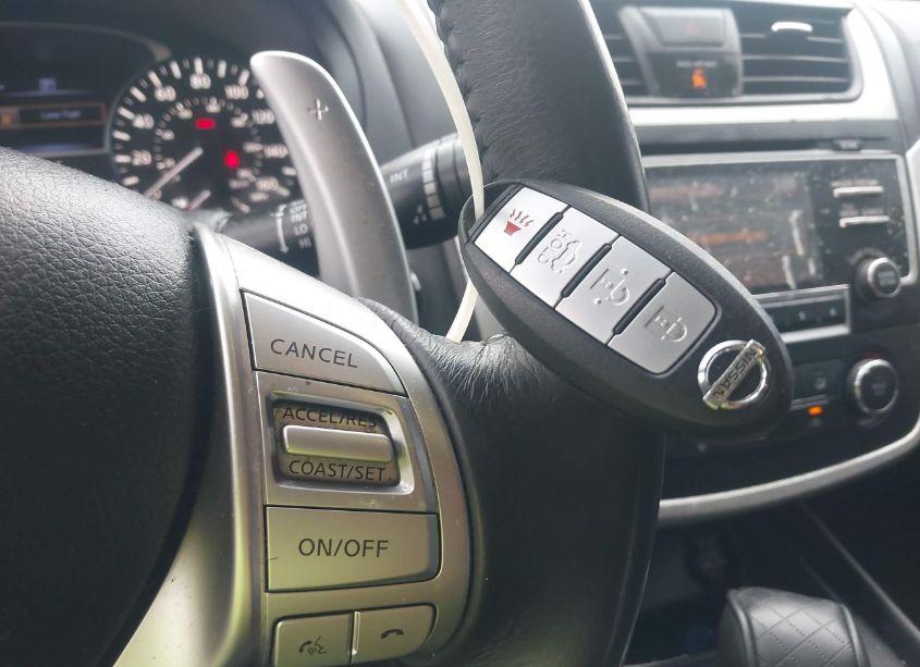 Photo 11 of 2017 Nissan Altima 2.5 SR (VIN 1N4AL3AP9HC492455)