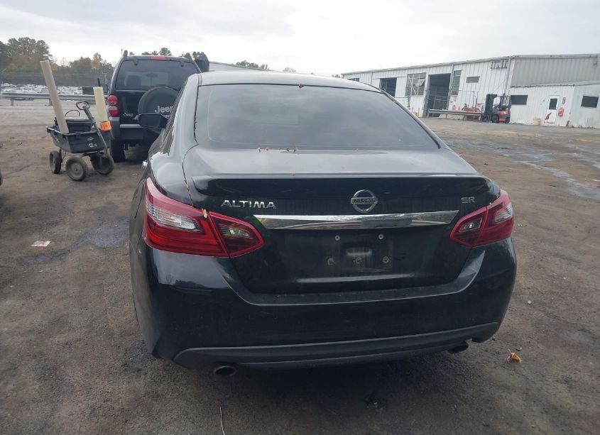 Photo 16 of 2017 Nissan Altima 2.5 SR (VIN 1N4AL3AP9HC492455)