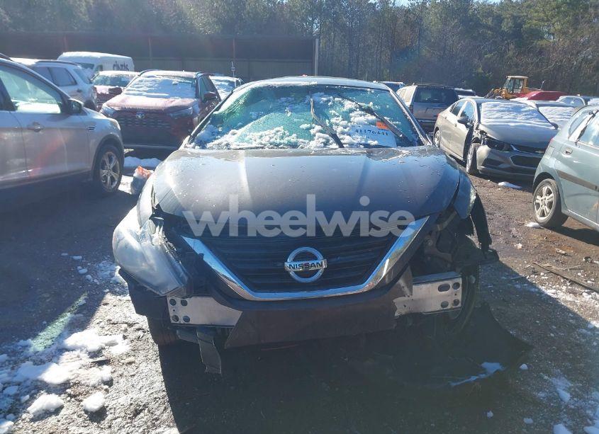 Photo 13 of 2017 Nissan Altima 2.5/2.5 S/2.5 SL/2.5 SR/2.5 SV (VIN 1N4AL3AP9HN306319)