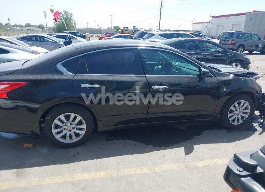 Photo 12 of 2017 Nissan Altima 2.5 S (VIN 1N4AL3AP9HN312444)