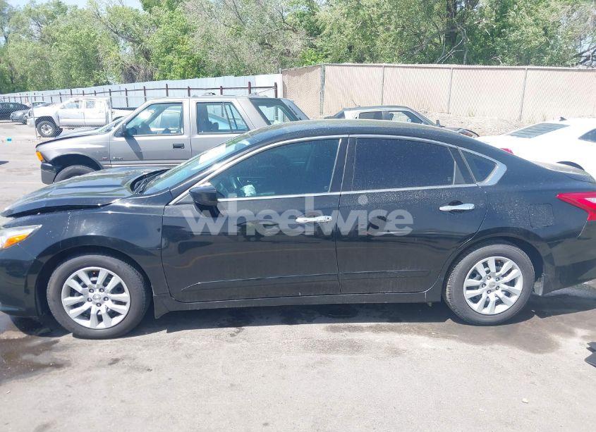 Photo 13 of 2017 Nissan Altima 2.5 S (VIN 1N4AL3AP9HN312444)