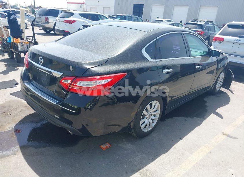 Photo 4 of 2017 Nissan Altima 2.5 S (VIN 1N4AL3AP9HN312444)