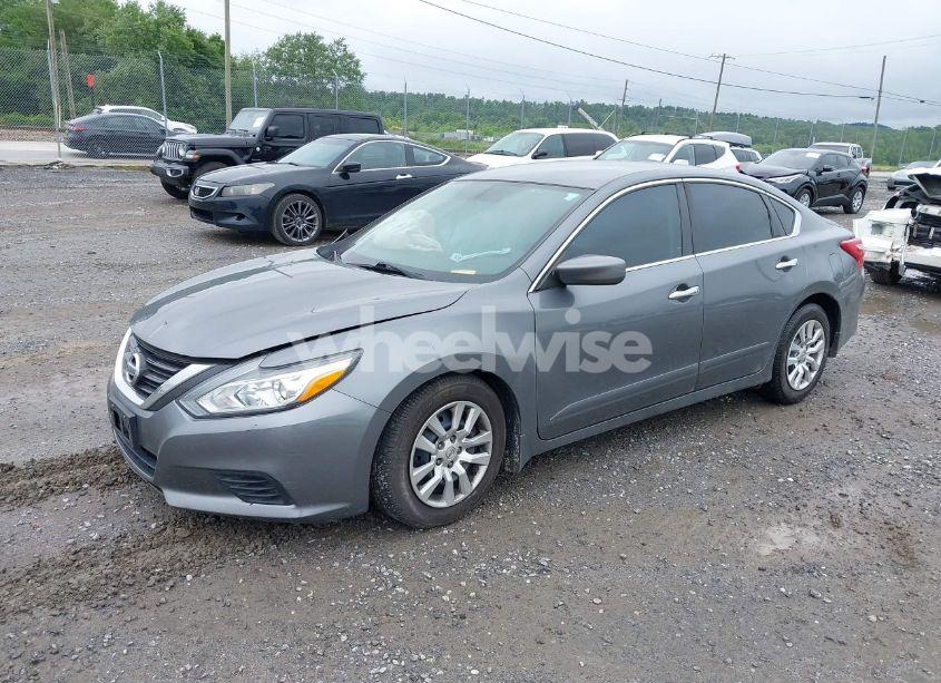 Photo 2 of 2017 Nissan Altima 2.5 S (VIN 1N4AL3AP9HN315280)