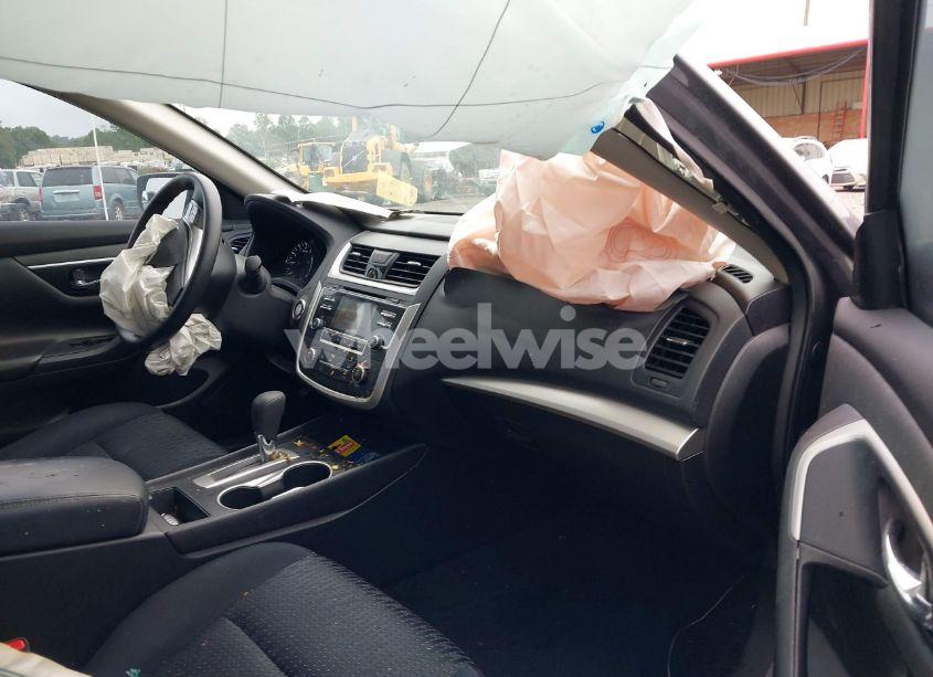 Photo 5 of 2017 Nissan Altima 2.5 S (VIN 1N4AL3AP9HN315280)