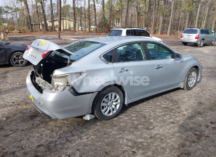 Photo 4 of 2017 Nissan Altima 2.5 S (VIN 1N4AL3AP9HN319930)