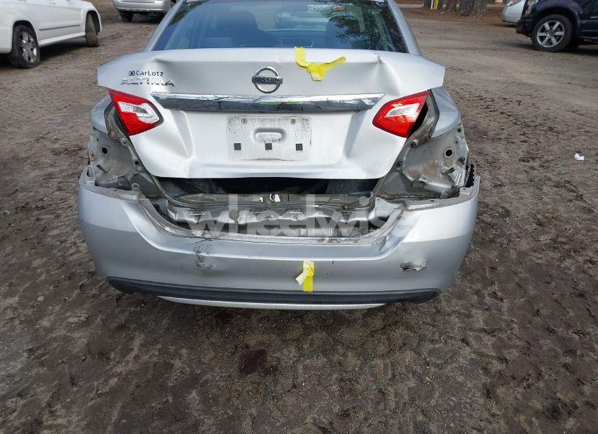 Photo 6 of 2017 Nissan Altima 2.5 S (VIN 1N4AL3AP9HN319930)