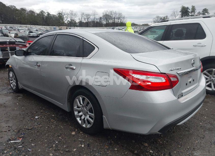 Photo 3 of 2017 Nissan Altima 2.5 S (VIN 1N4AL3AP9HN335366)