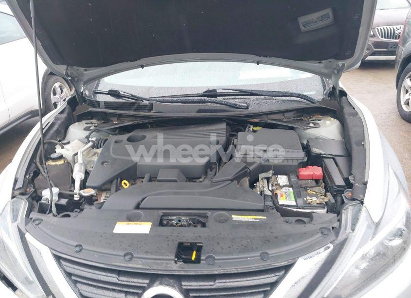 Photo 10 of 2017 Nissan Altima 2.5 SR (VIN 1N4AL3AP9HN344570)