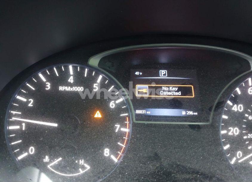 Photo 16 of 2017 Nissan Altima 2.5 SR (VIN 1N4AL3AP9HN344570)