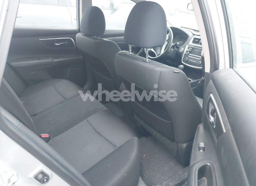 Photo 8 of 2017 Nissan Altima 2.5 SR (VIN 1N4AL3AP9HN344570)