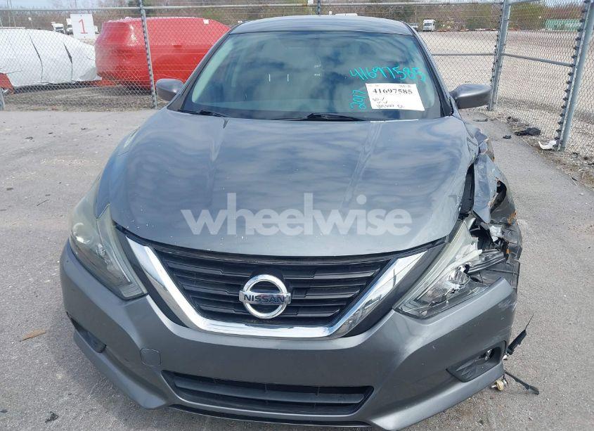 Photo 12 of 2017 Nissan Altima 2.5 SR (VIN 1N4AL3AP9HN348750)