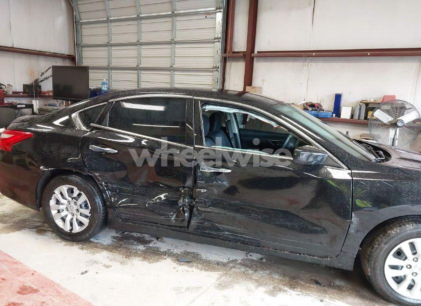 Photo 18 of 2017 Nissan Altima 2.5 S (VIN 1N4AL3AP9HN362454)