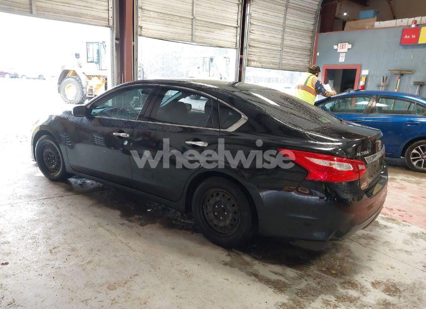 Photo 3 of 2017 Nissan Altima 2.5 S (VIN 1N4AL3AP9HN362454)