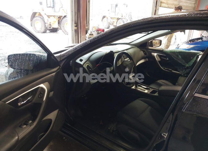 Photo 5 of 2017 Nissan Altima 2.5 S (VIN 1N4AL3AP9HN362454)