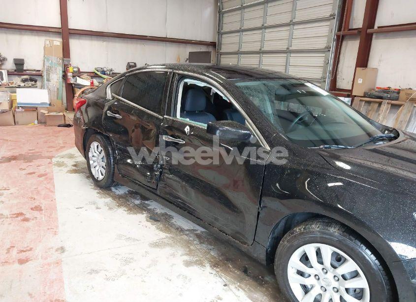 Photo 6 of 2017 Nissan Altima 2.5 S (VIN 1N4AL3AP9HN362454)