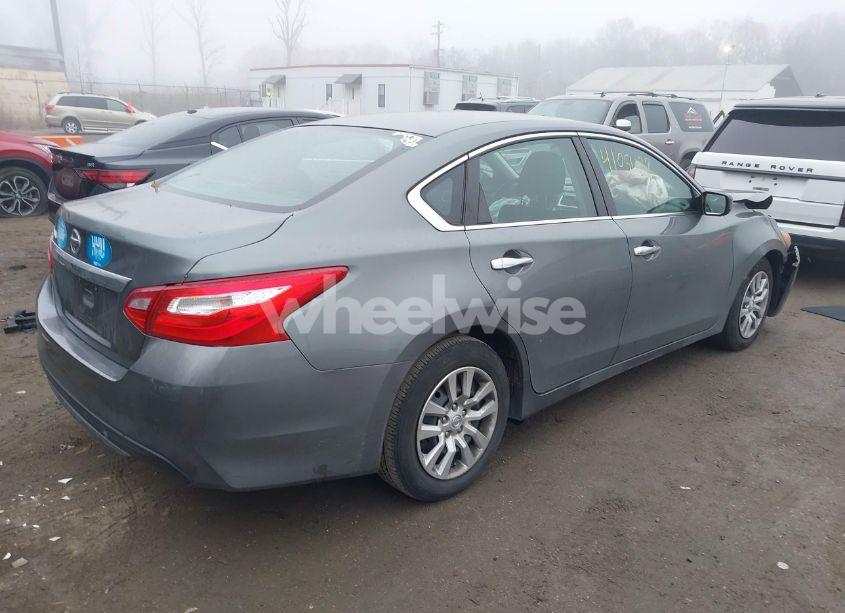 Photo 4 of 2017 Nissan Altima 2.5 S (VIN 1N4AL3AP9HN363782)