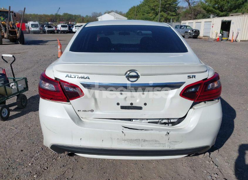 Photo 16 of 2018 Nissan Altima 2.5 SR (VIN 1N4AL3AP9JC101312)