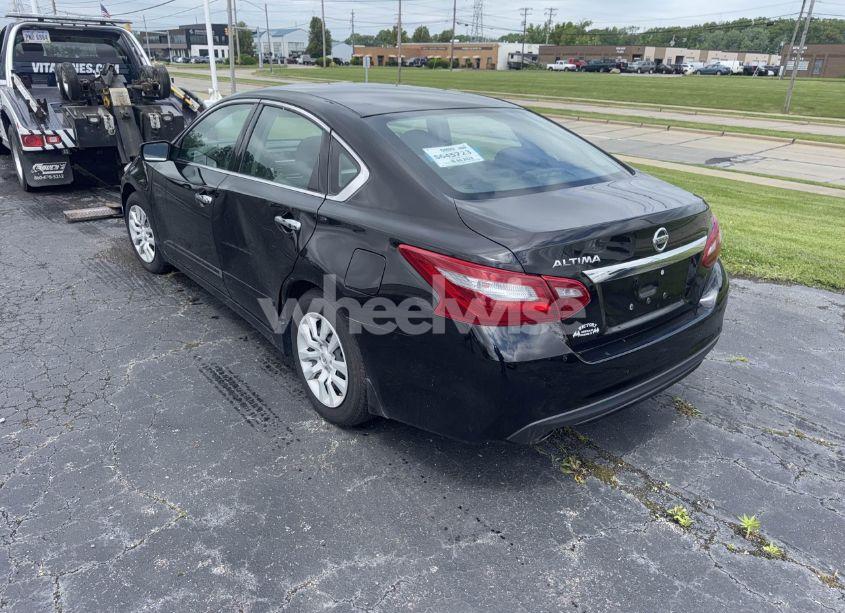 Photo 3 of 2018 Nissan Altima 2.5/S/SV/SL/SR (VIN 1N4AL3AP9JC108342)