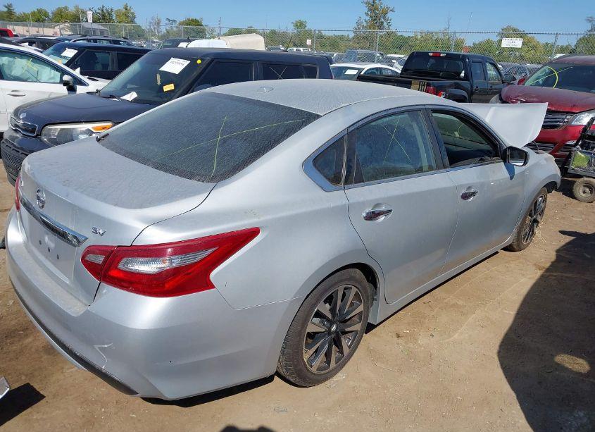 Photo 4 of 2018 Nissan Altima 2.5 SV (VIN 1N4AL3AP9JC132124)