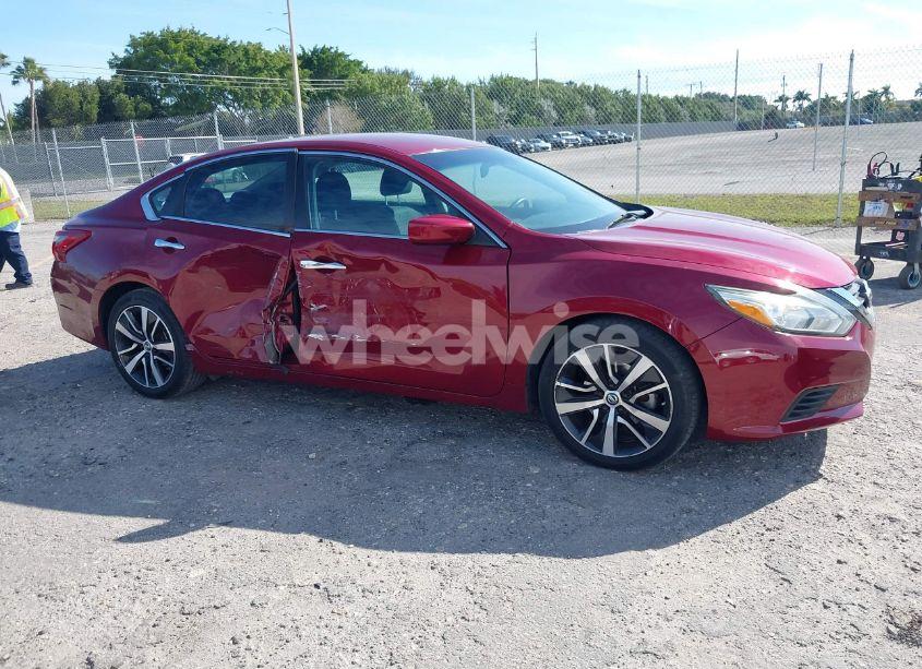 2018 Nissan Altima 2.5 S (VIN 1N4AL3AP9JC133645) main photo