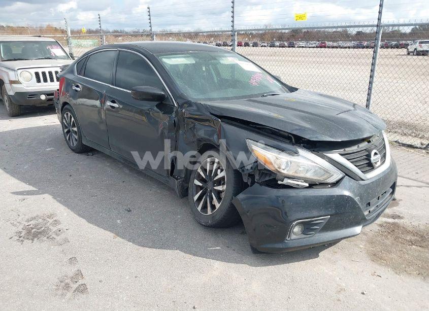 2018 Nissan Altima 2.5 S (VIN 1N4AL3AP9JC133693) main photo