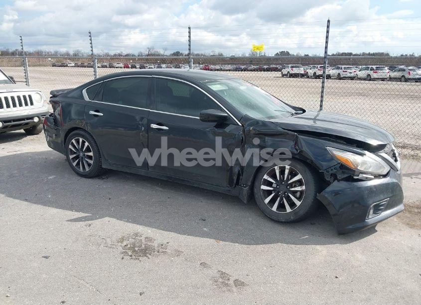 Photo 13 of 2018 Nissan Altima 2.5 S (VIN 1N4AL3AP9JC133693)