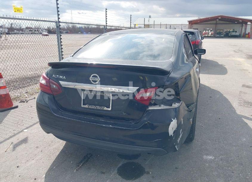 Photo 16 of 2018 Nissan Altima 2.5 S (VIN 1N4AL3AP9JC133693)