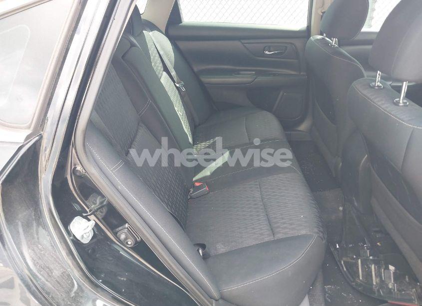 Photo 8 of 2018 Nissan Altima 2.5 S (VIN 1N4AL3AP9JC133693)