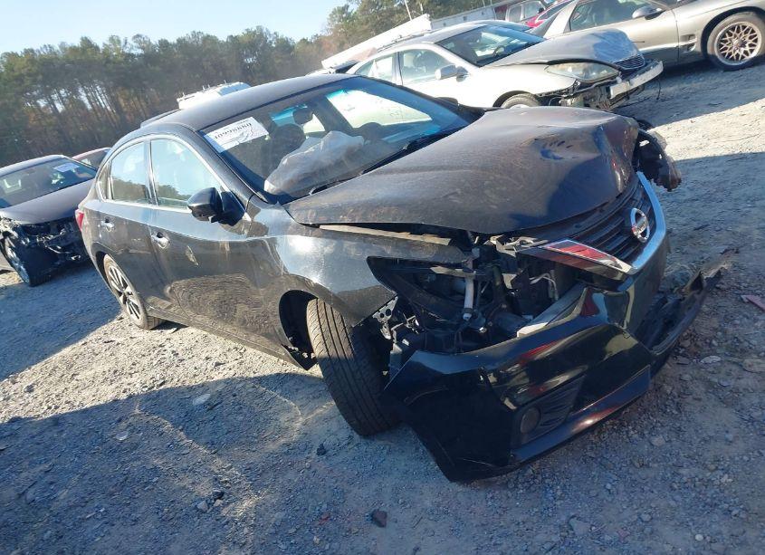 2018 Nissan Altima 2.5 SL (VIN 1N4AL3AP9JC139364) main photo