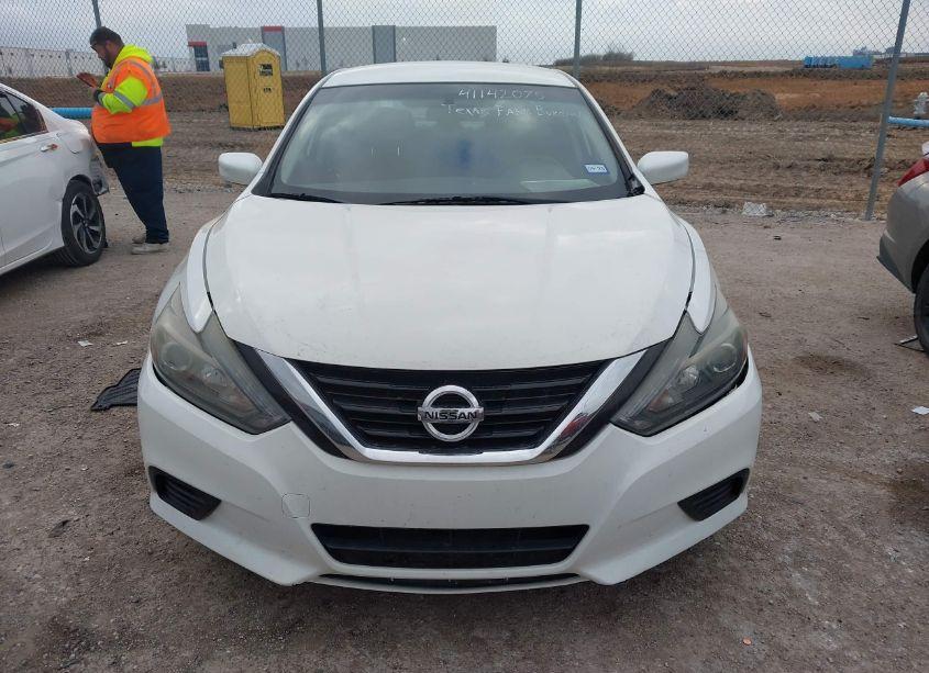 Photo 12 of 2018 Nissan Altima 2.5 S (VIN 1N4AL3AP9JC140143)