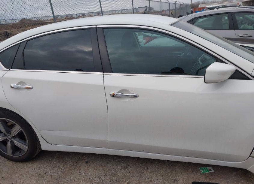 Photo 13 of 2018 Nissan Altima 2.5 S (VIN 1N4AL3AP9JC140143)