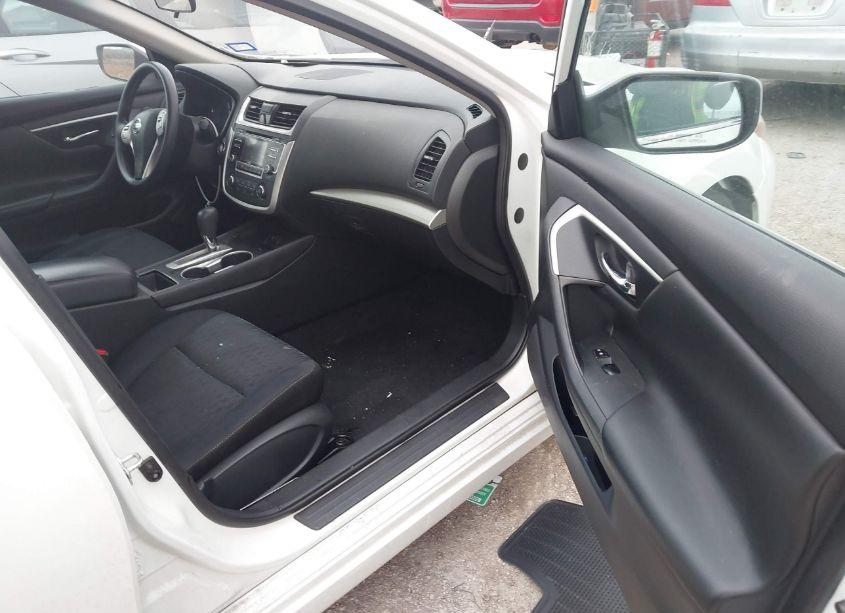 Photo 5 of 2018 Nissan Altima 2.5 S (VIN 1N4AL3AP9JC140143)