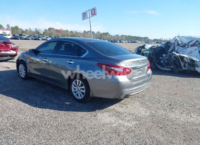 Photo 3 of 2018 Nissan Altima 2.5 S (VIN 1N4AL3AP9JC142250)