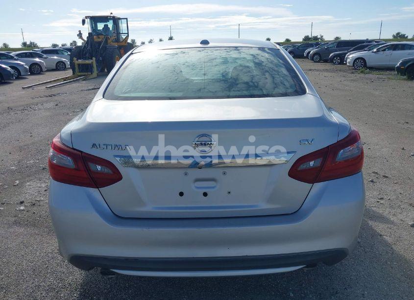 Photo 17 of 2018 Nissan Altima 2.5 SV (VIN 1N4AL3AP9JC150185)