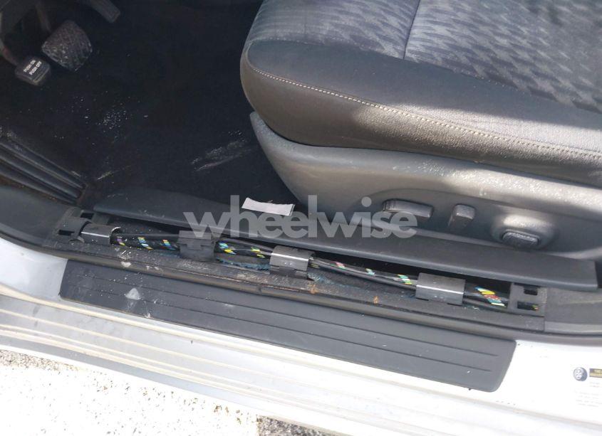 Photo 6 of 2018 Nissan Altima 2.5 SV (VIN 1N4AL3AP9JC150185)