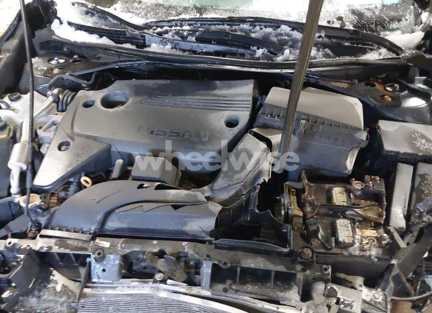 Photo 10 of 2018 Nissan Altima 2.5 S (VIN 1N4AL3AP9JC156438)