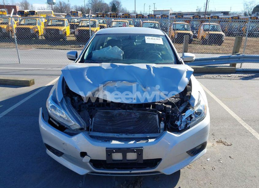 Photo 12 of 2018 Nissan Altima 2.5 SL (VIN 1N4AL3AP9JC158108)