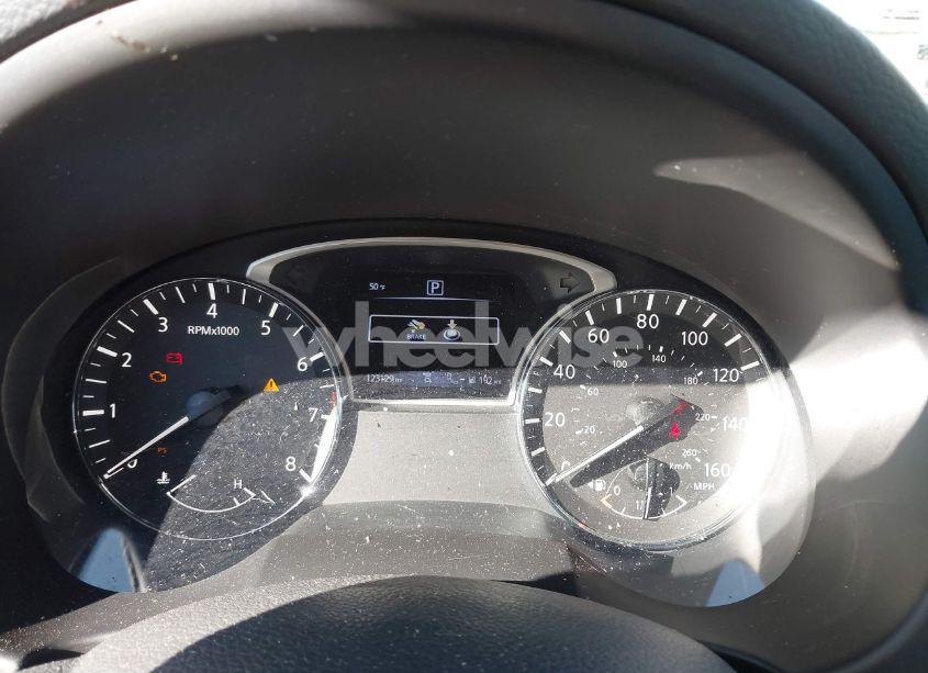 Photo 7 of 2018 Nissan Altima 2.5 SL (VIN 1N4AL3AP9JC158108)