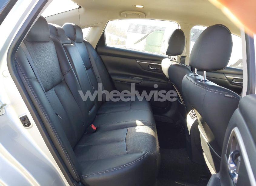 Photo 8 of 2018 Nissan Altima 2.5 SL (VIN 1N4AL3AP9JC158108)