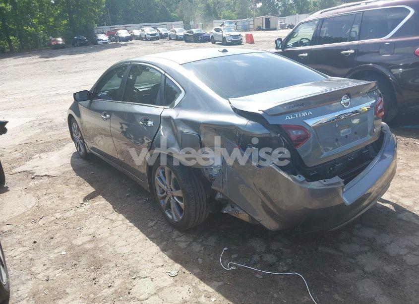 Photo 3 of 2018 Nissan Altima 2.5 SR (VIN 1N4AL3AP9JC160277)