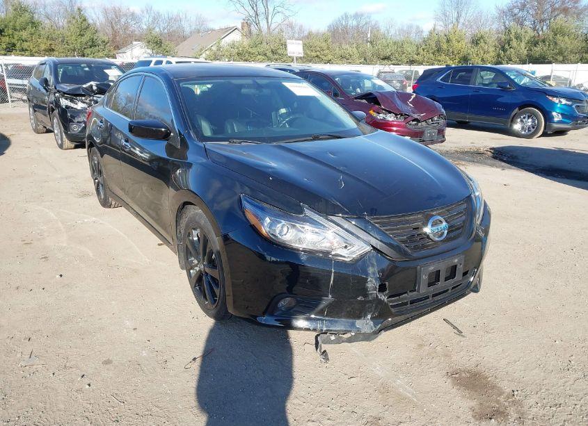 2018 Nissan Altima 2.5 SR (VIN 1N4AL3AP9JC160473) main photo
